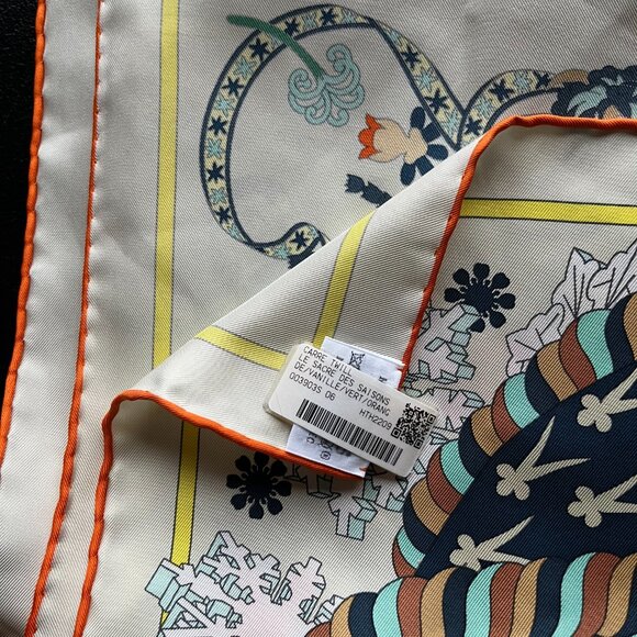 Emilio Pucci Silk Scarf Large Square Brown Yellow Print Design - Picture 9 of 9